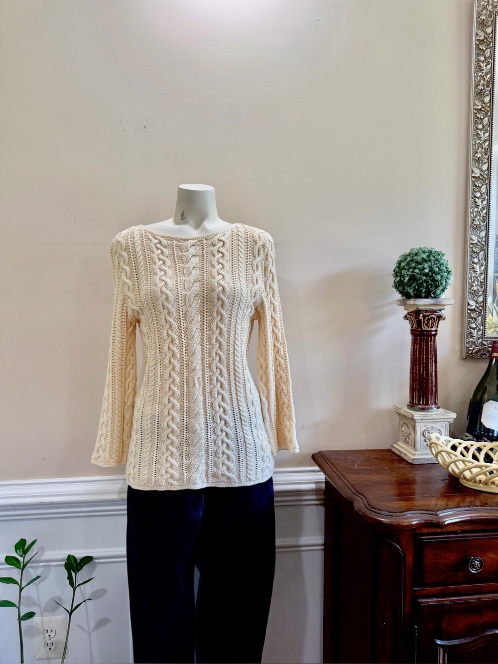 Lauren Ralph Lauren Cream Cable Knit Women's Sweater - Classic Textured Crewneck